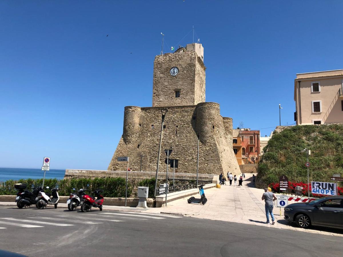 Via Mercato 20 Apartment Termoli Exterior photo